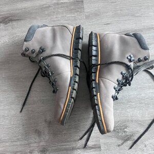 COLE HAAN Zerogrand Hiker M size 9.5
